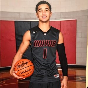 Meet your Posher, Deshon